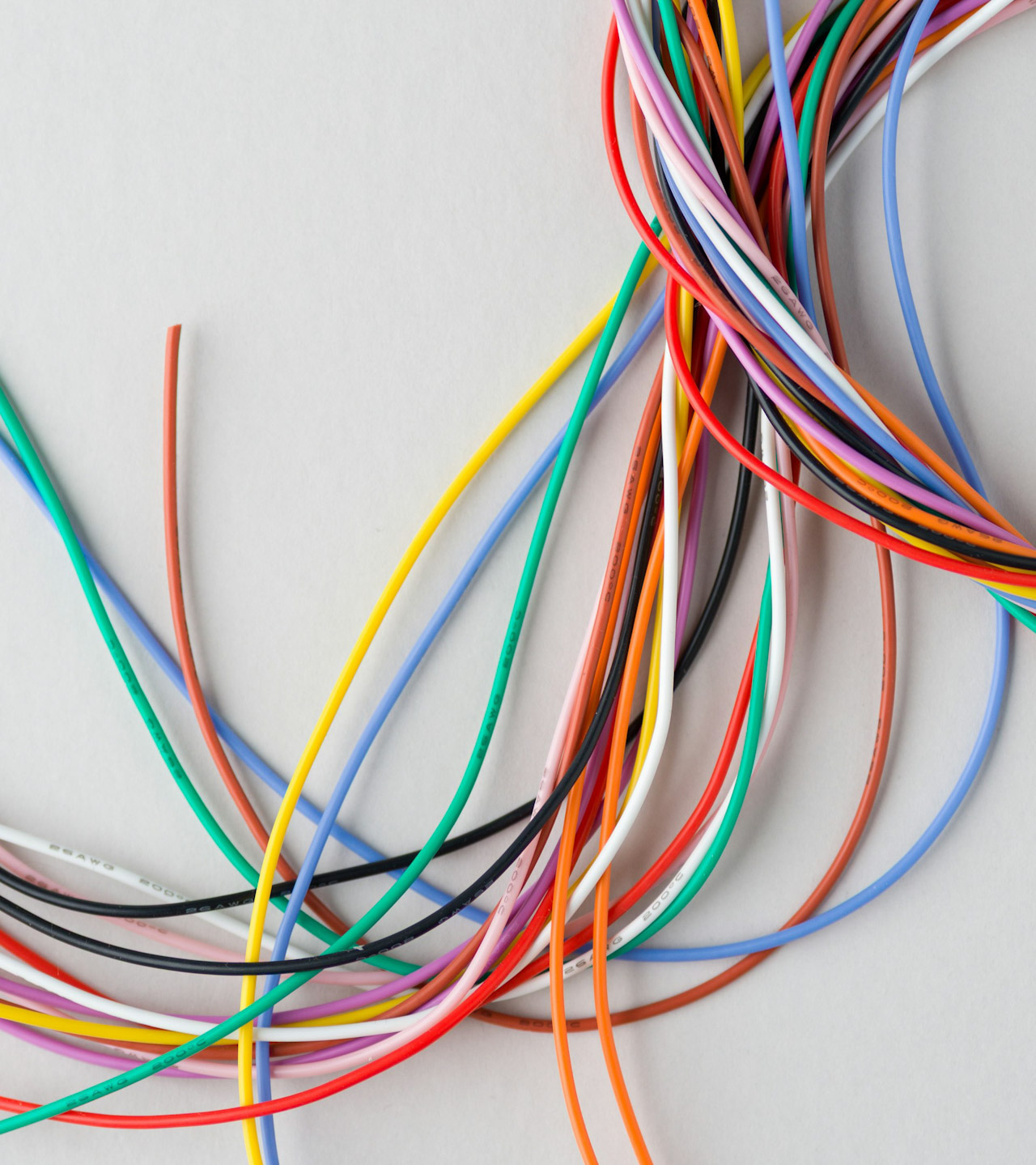 Partmärkning från Fleximark för tydlig kabelidentifiering inom elinstallation och industri.